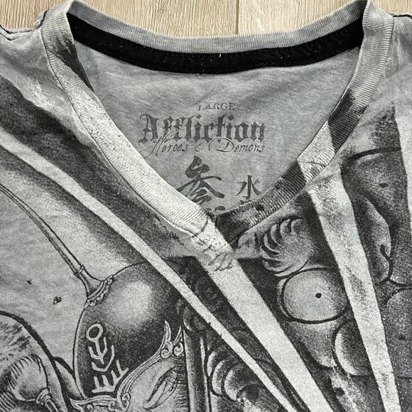 Affliction Heroes & Demons by Horiyoshi III Tee T Shirt Size Large L B4 - Picture 3 of 7